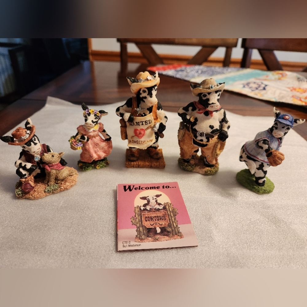 Cowtown Figurines Set of Five